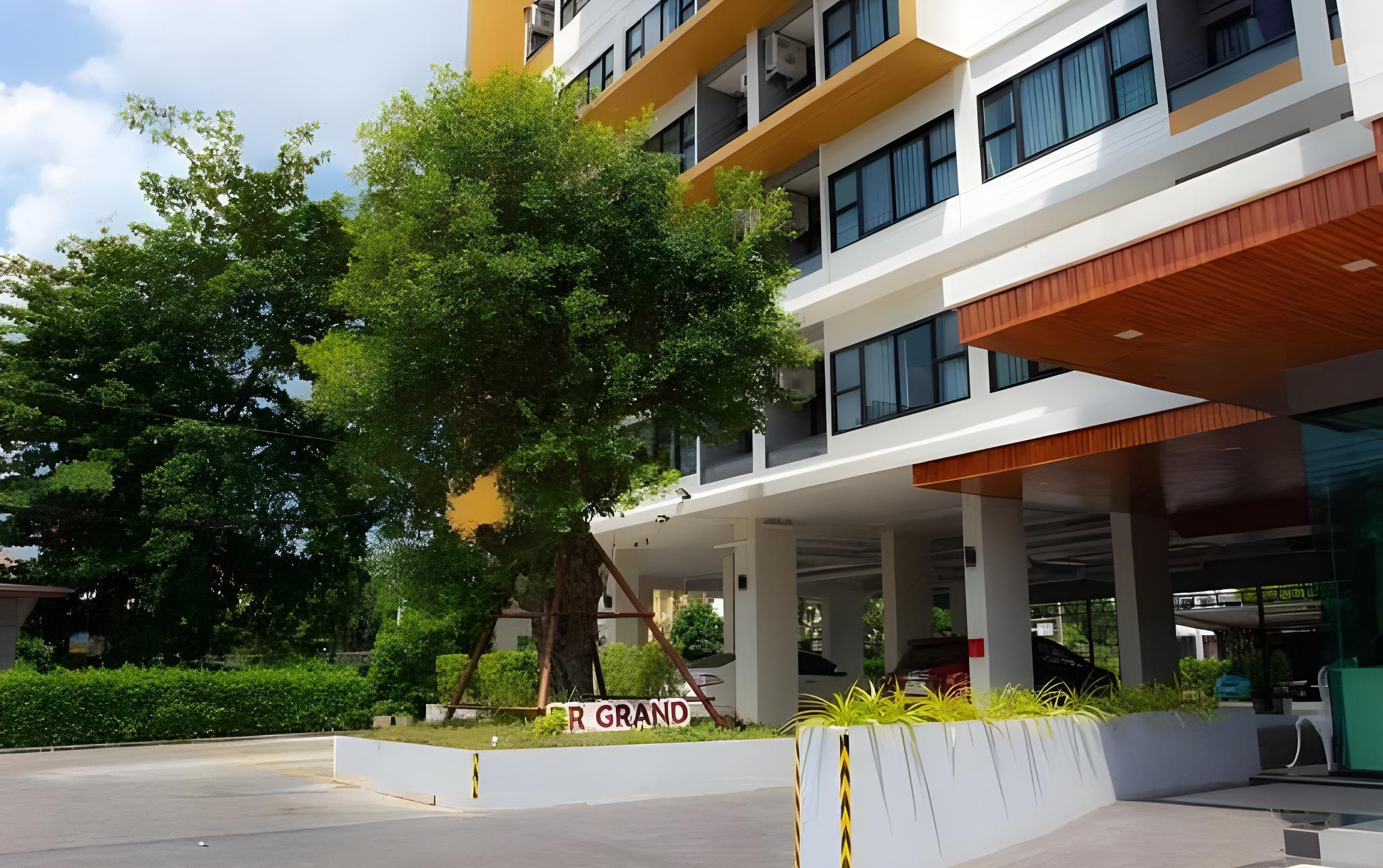 Br Grand Hotel 16/54