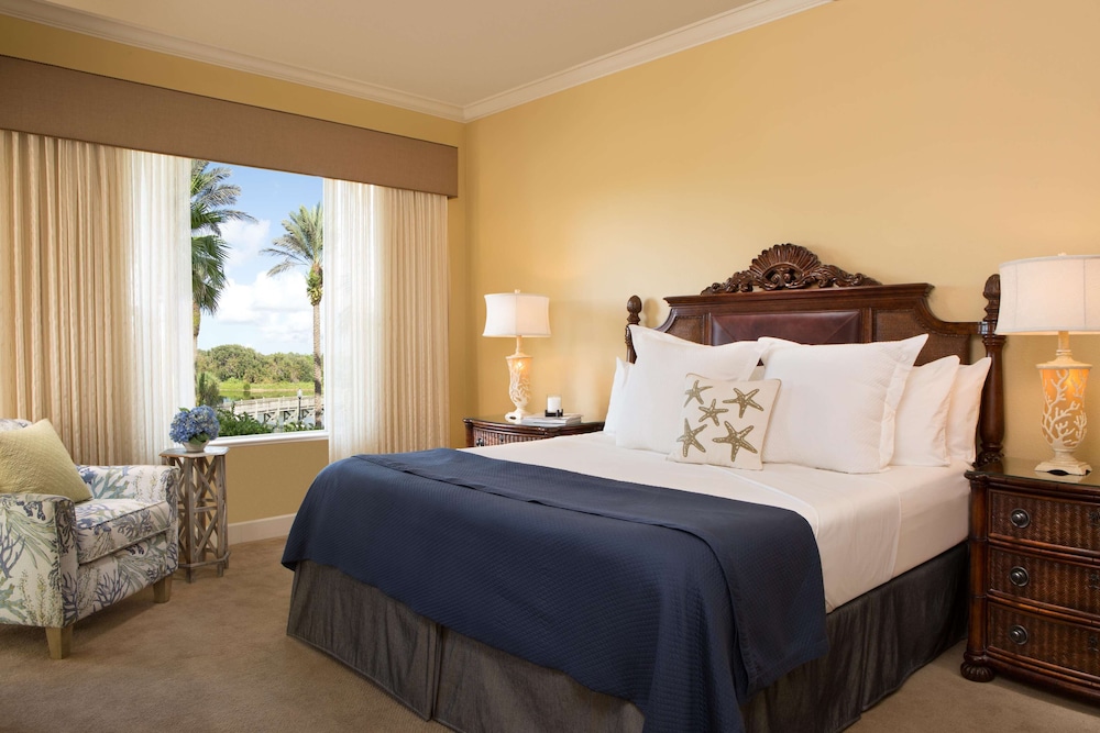 2 Bedrooms, Villa, King and Twin Beds, Resort View