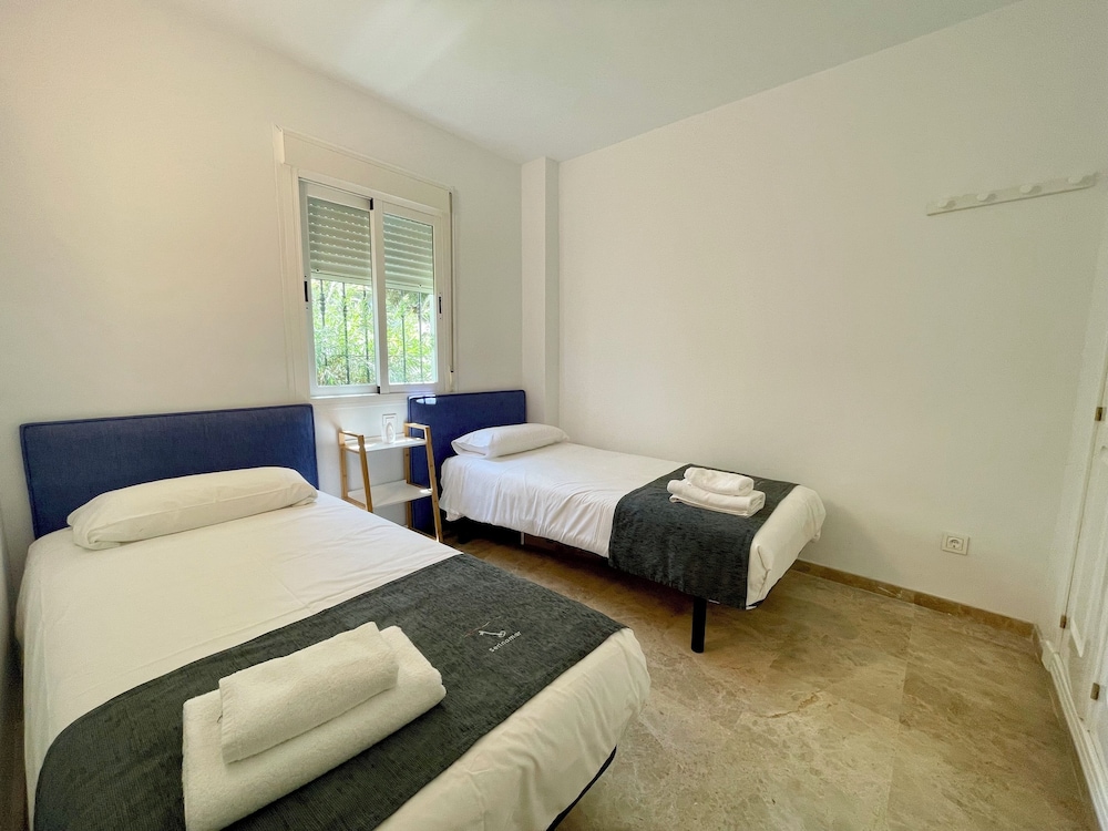 3 BEDROOMS, SUPERIOR, APARTMENT