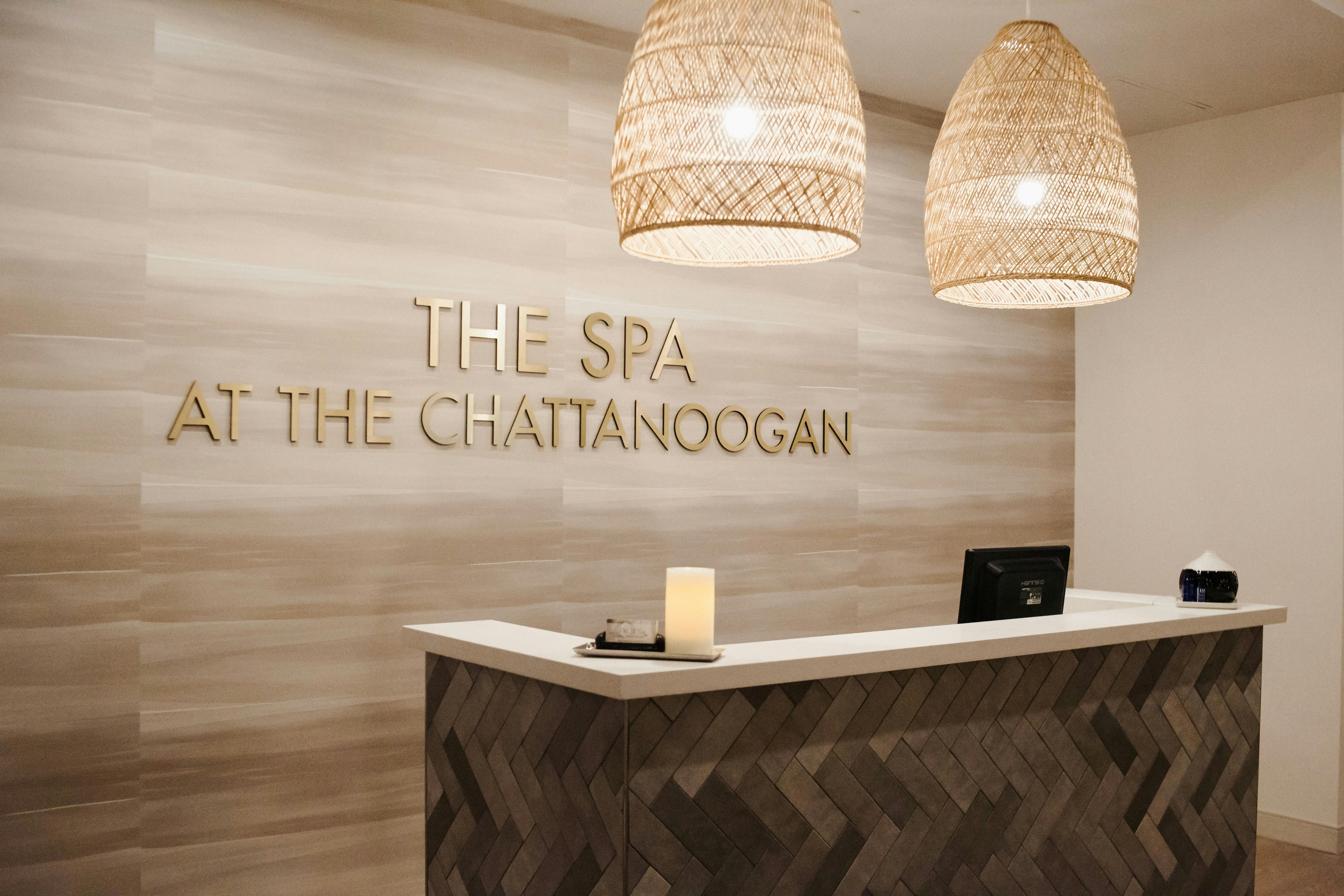 The Chattanoogan Hotel, Curio Collection by Hilton 12/73