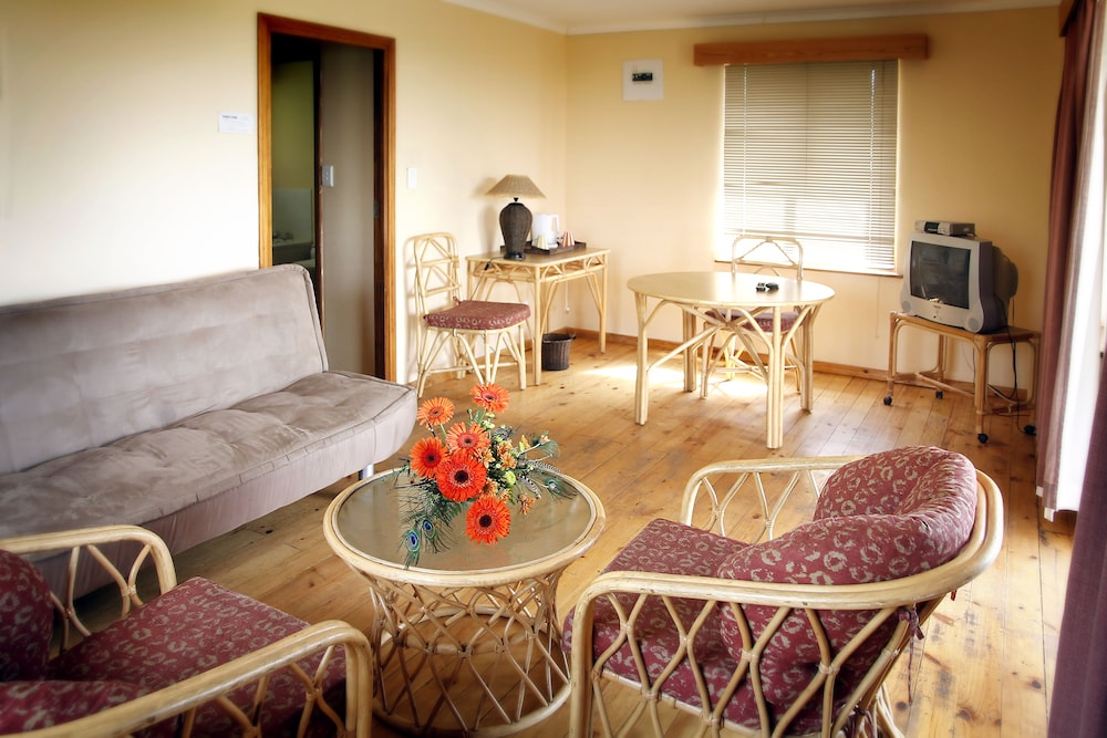 Sangiro Game Lodge 22/50