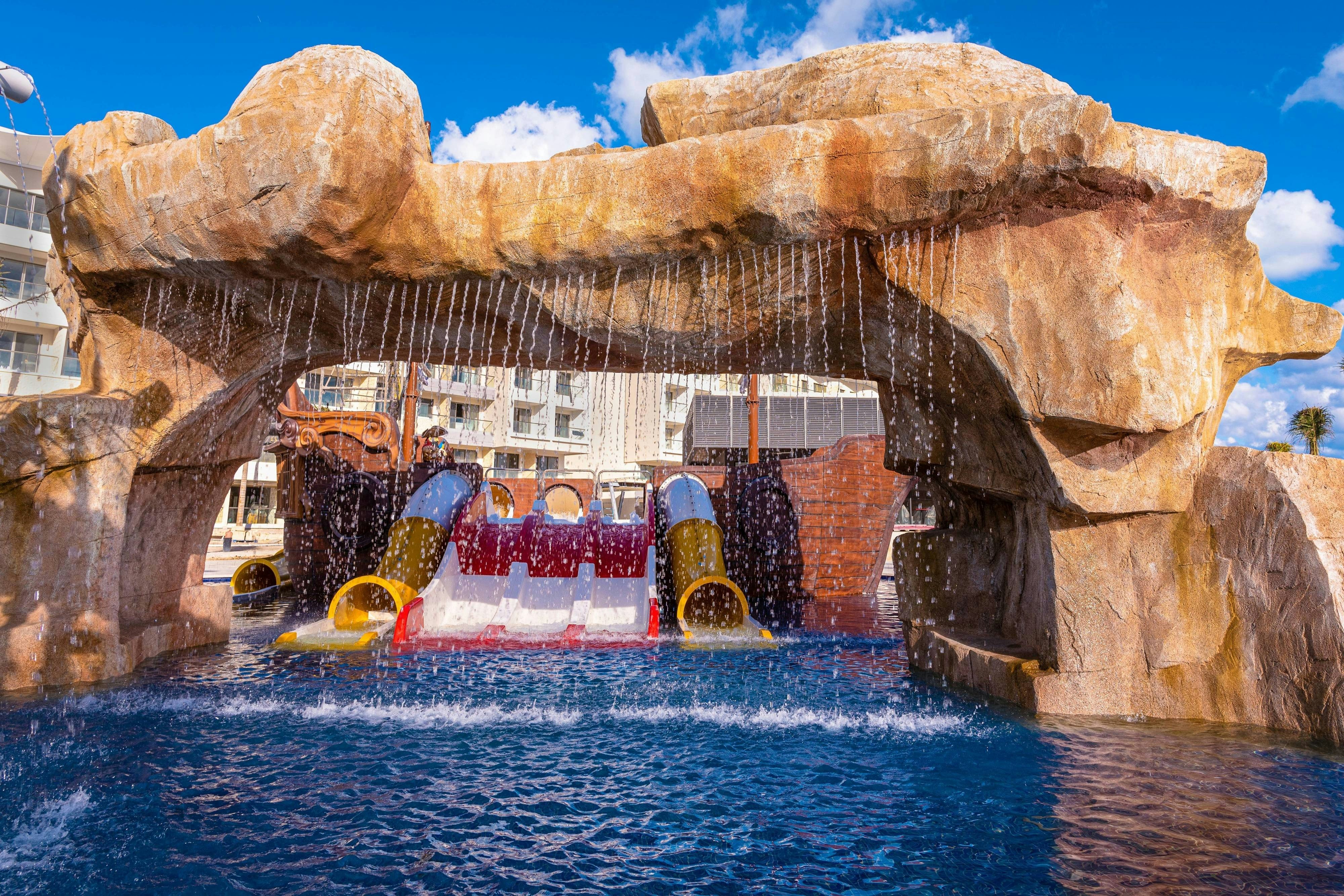 Planet Hollywood Cancun, An Autograph Collection All-Inclusive Resort 81/82