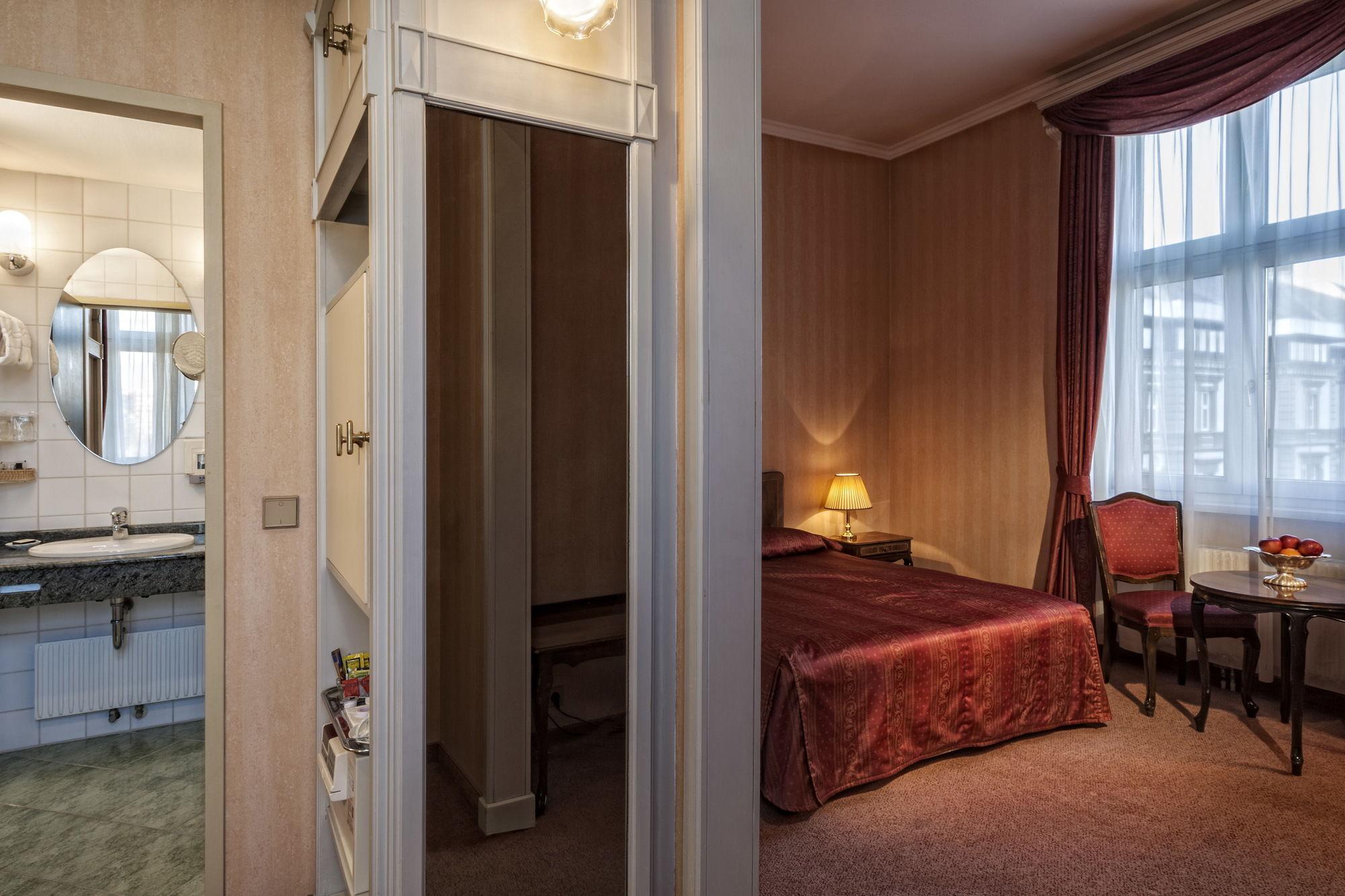 غرفة قياسية بسرير مزدوج، Ensana Grand Margaret Island 4/6