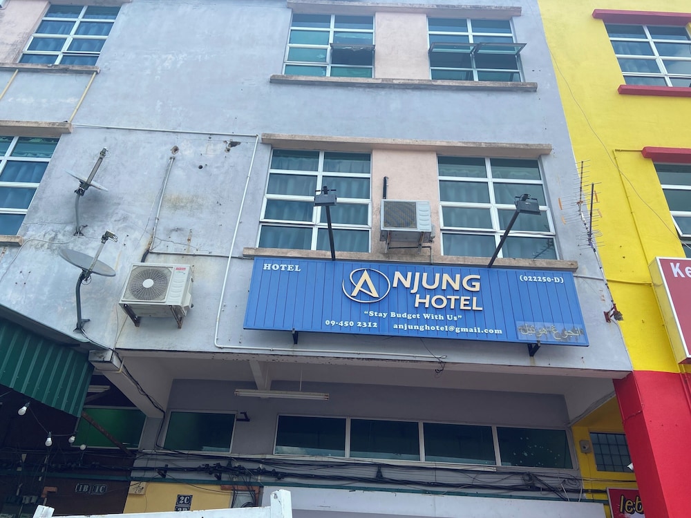Hotel O De Anjung 1/20