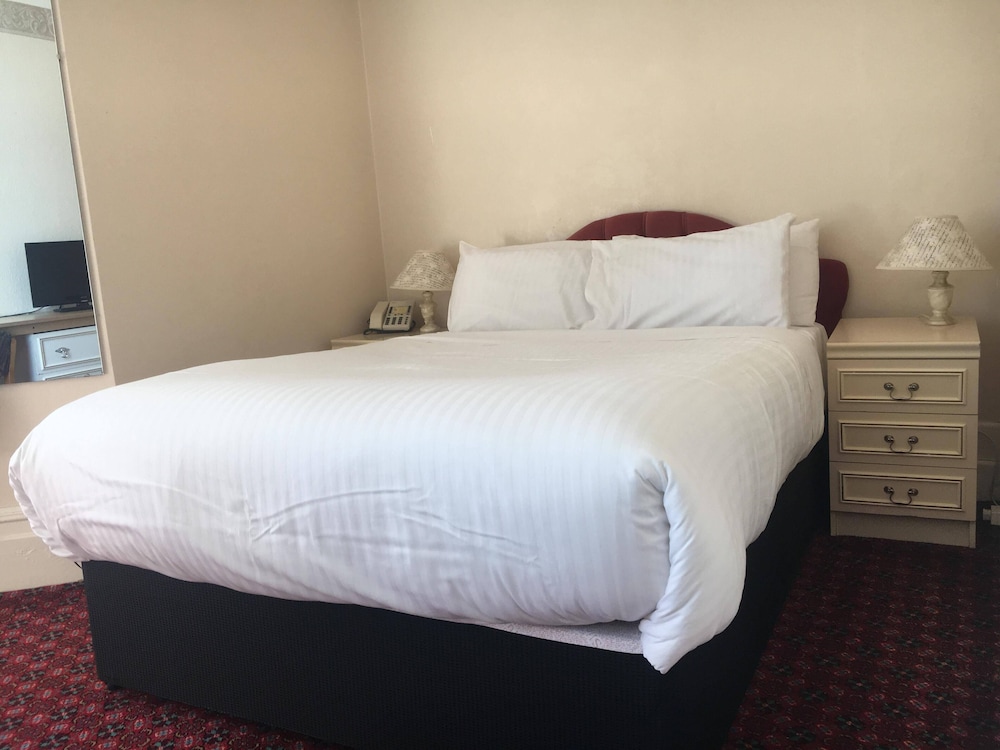 Balmoral Hotel 14/48
