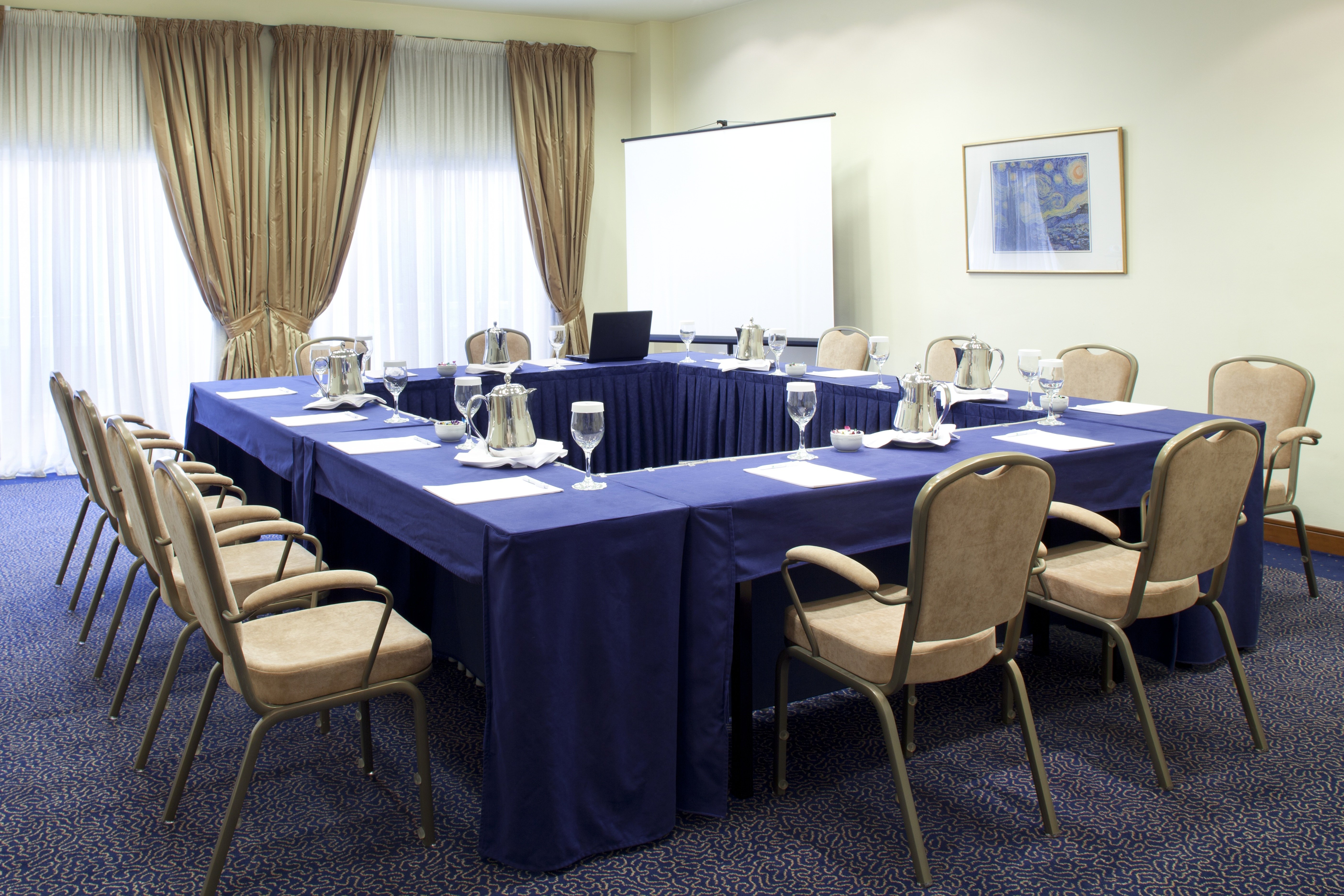 Holiday Inn Thessaloniki 64/72