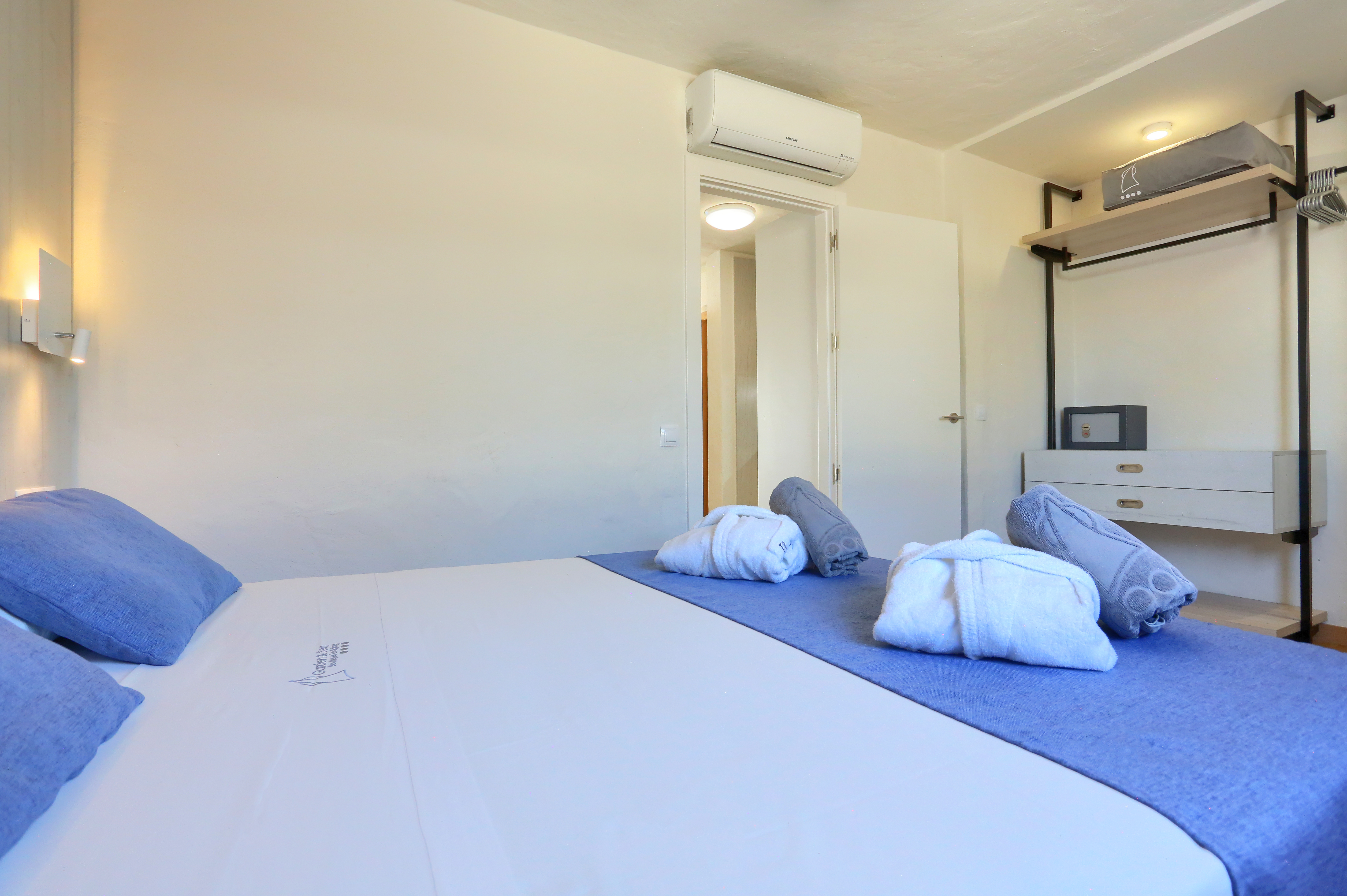 1 Bedroom, Premium, Single, Sea Front
