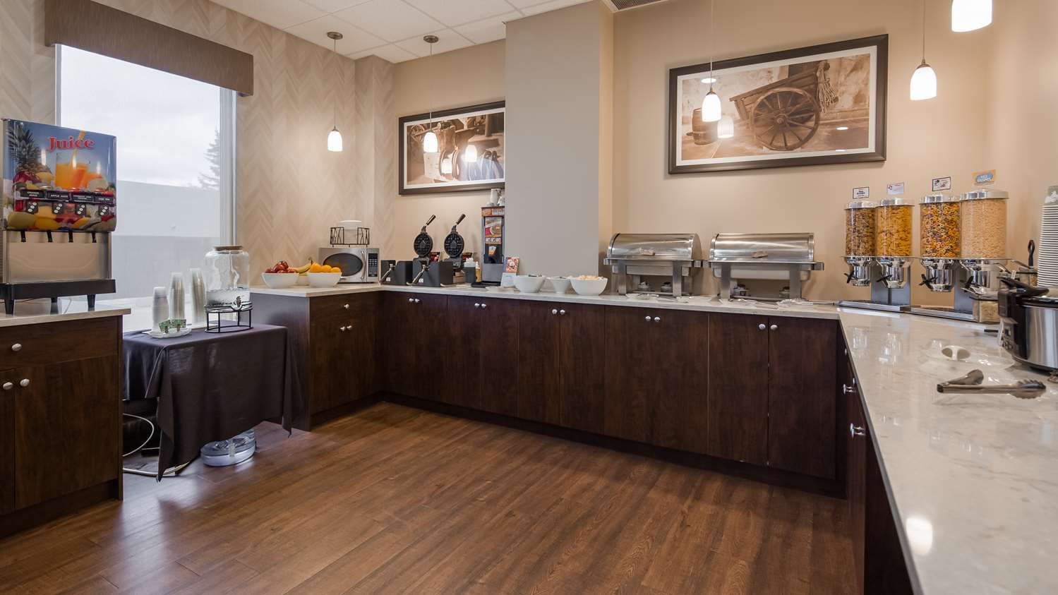 Days Inn by Wyndham Airdrie 27/31