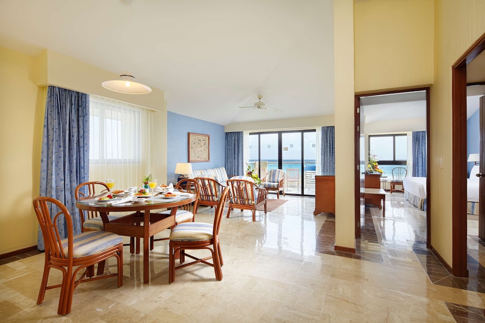 Occidental Tucancun 47/67