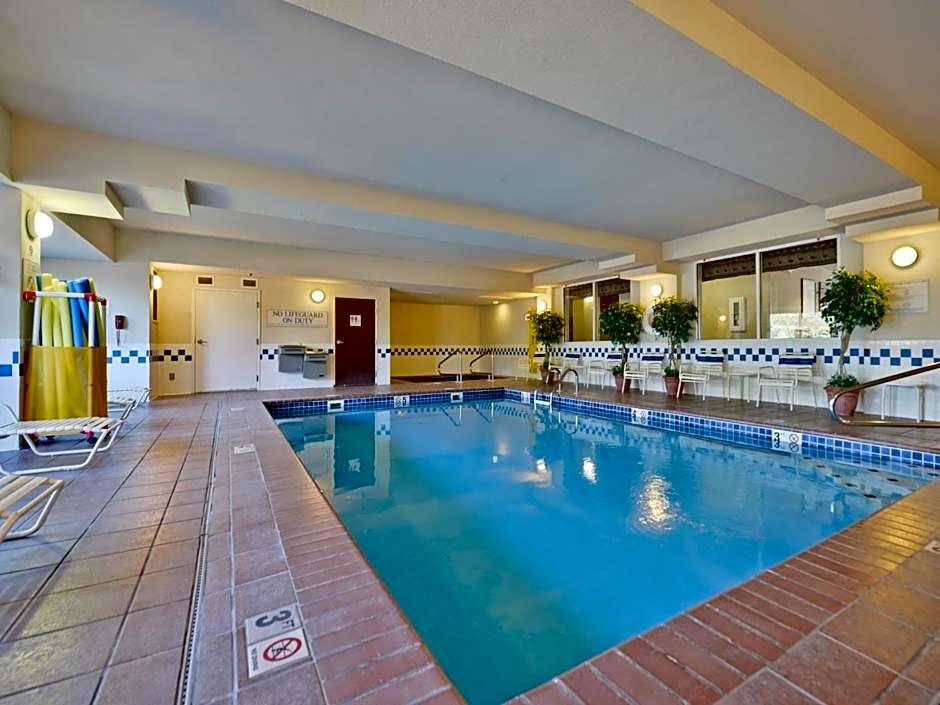 ClubHouse Inn West Yellowstone 17/25