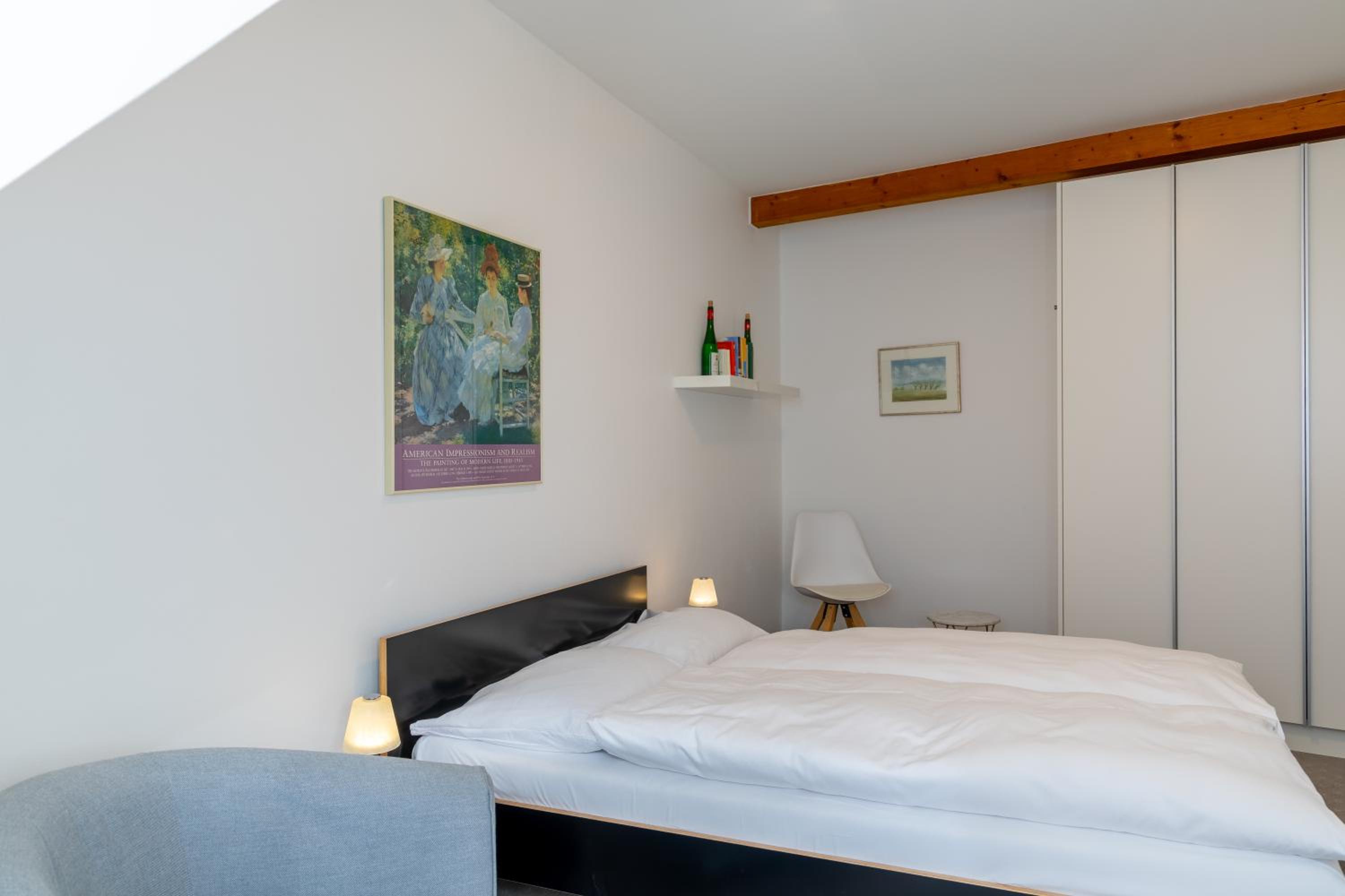 2 Bedrooms, Apartment