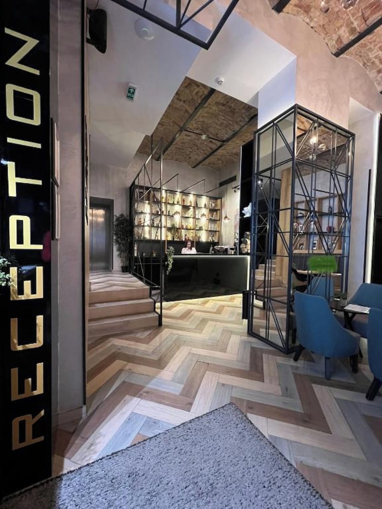 Capital Hotel Garni 9/55