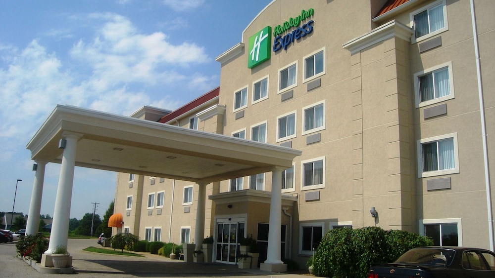 Holiday Inn Express Evansville - West 2/49