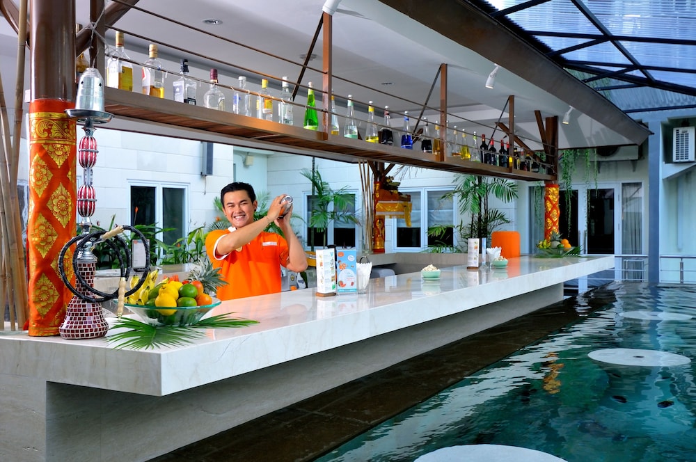 HARRIS Hotel & Residence Riverview Kuta - Bali 8/49