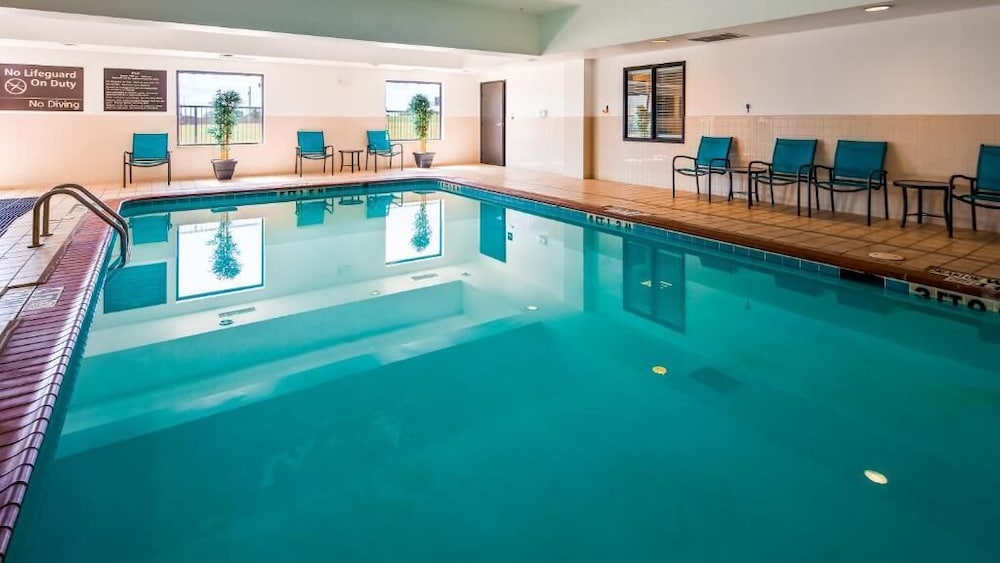 Ramada by Wyndham Burkburnett / Wichita Falls 42/65