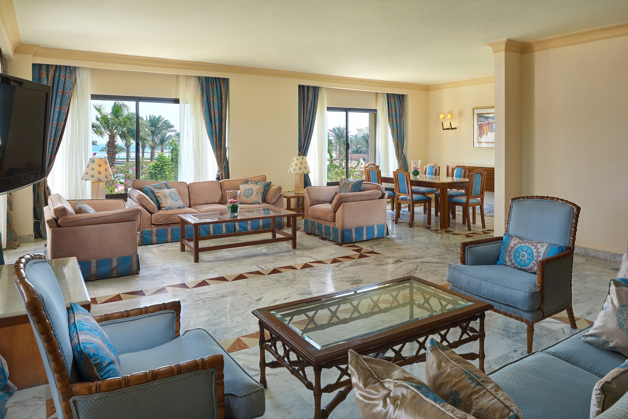 lounge
