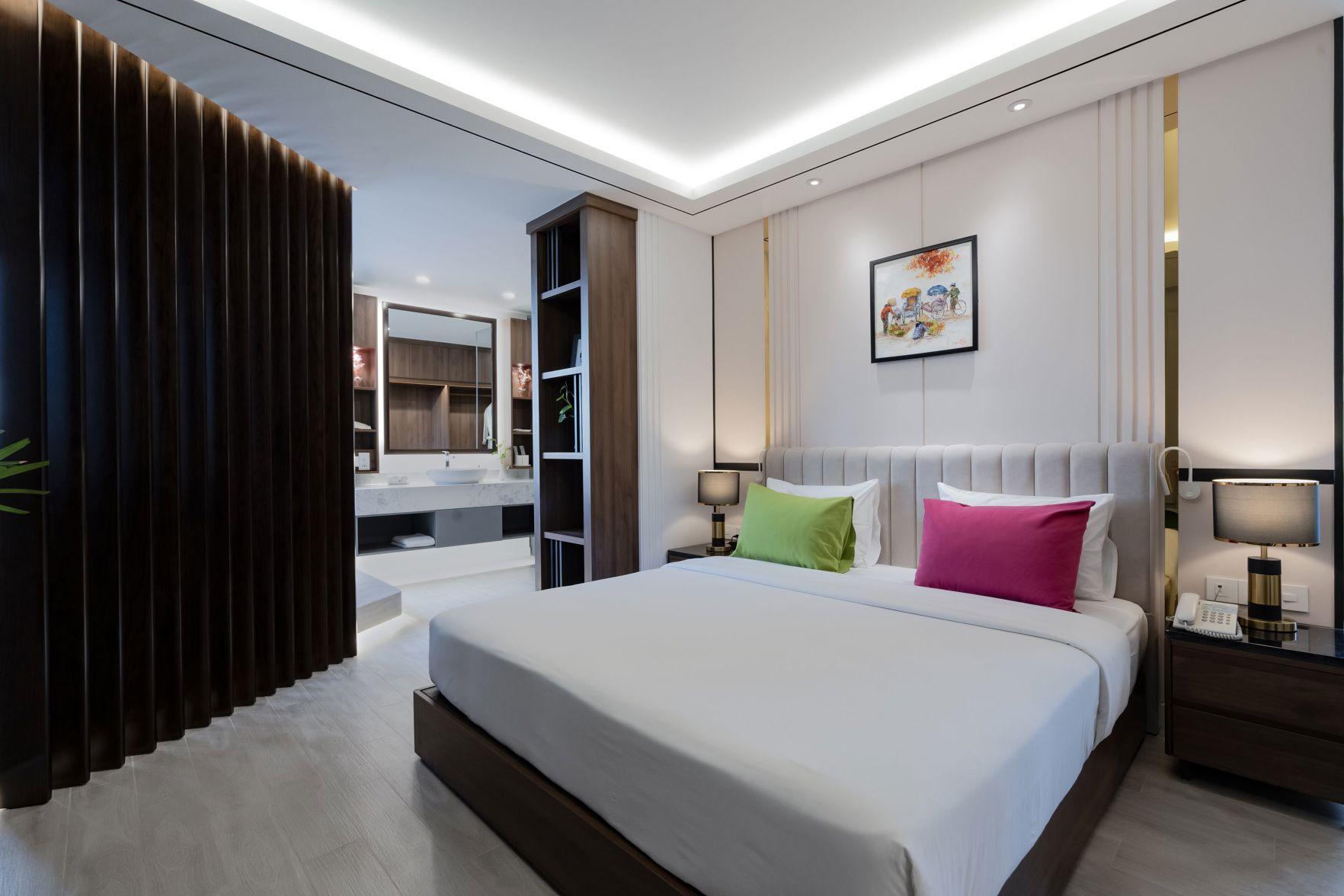 Junior Suite, King Bed