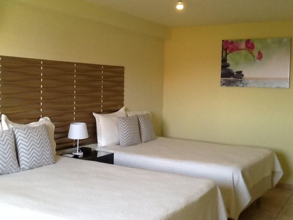 Hotel Boutique Valverde Cumbres De La Escalon 14/47