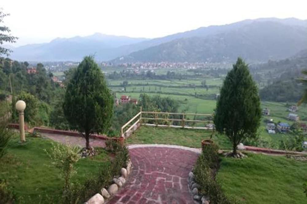 Nepal Yoga Retreat 15/16
