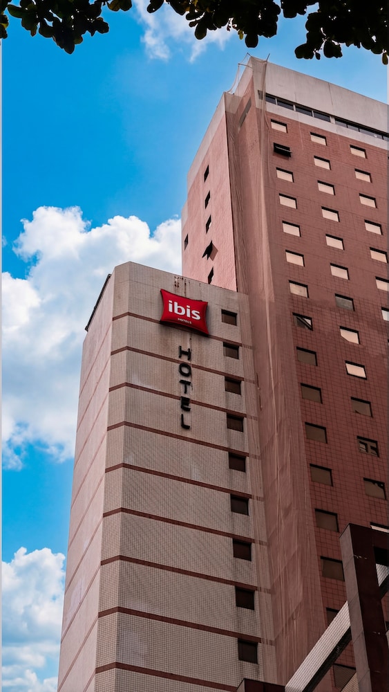 Ibis Santos Gonzaga 2/75
