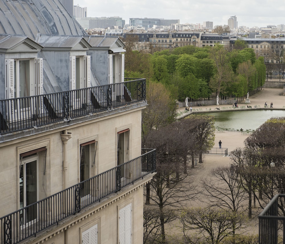 Hotel Cambon in PARIS
