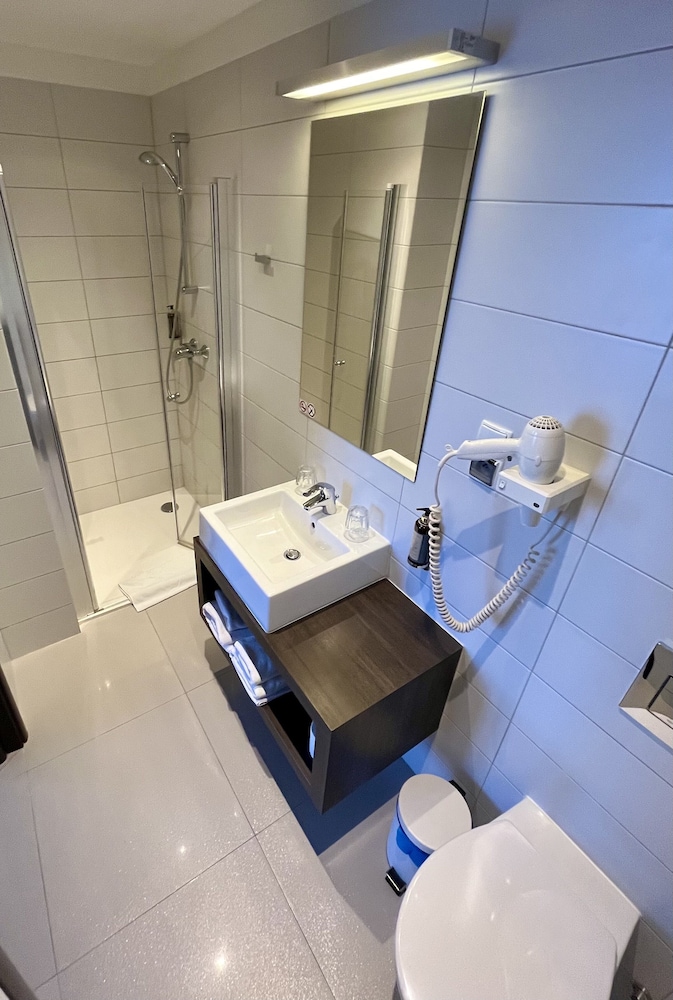 Malta Premium Hotel 48/50