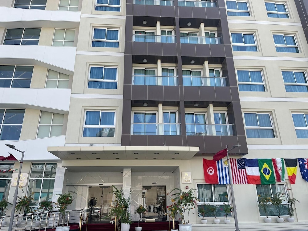 Al Manzil Residence & Suites 4/54