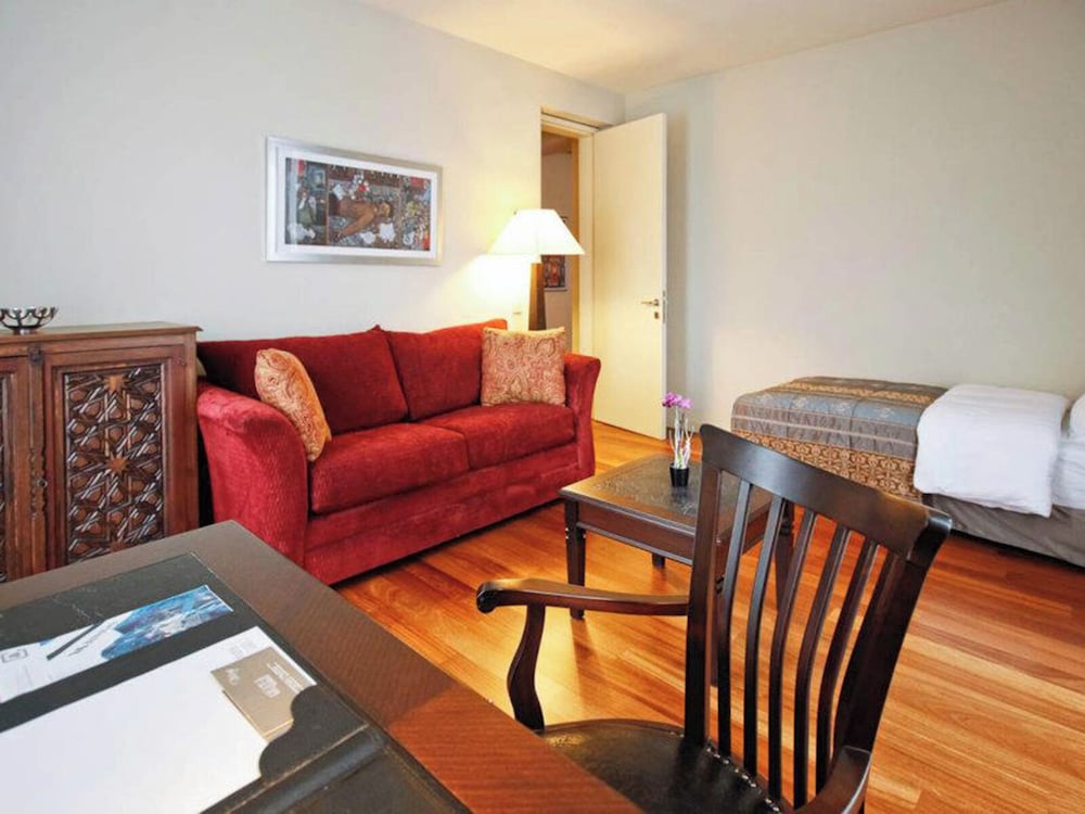 Galateia Residence 25/50