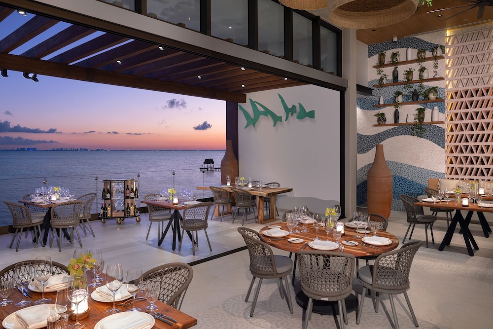 Impression Isla Mujeres by Secrets 35/50