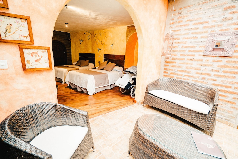 Hacienda Las Cuevas Terra Lodge 33/33