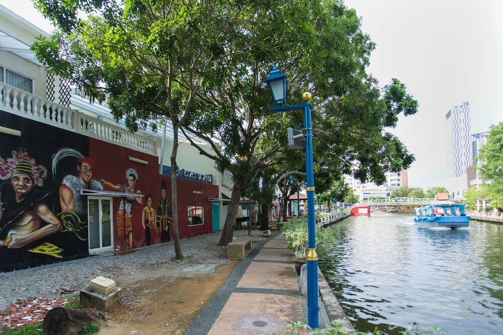 Aava Malacca Hotel 39/48