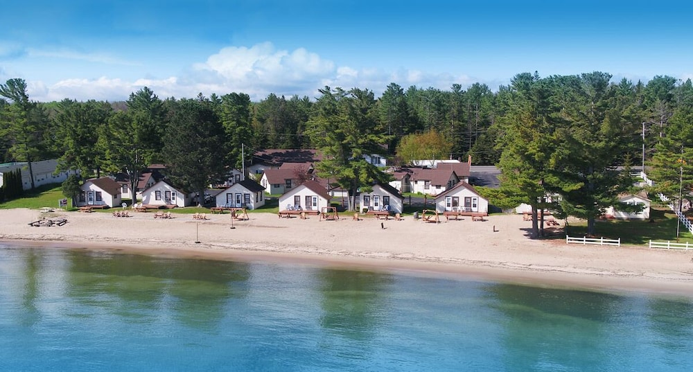 The Beach House 42/54