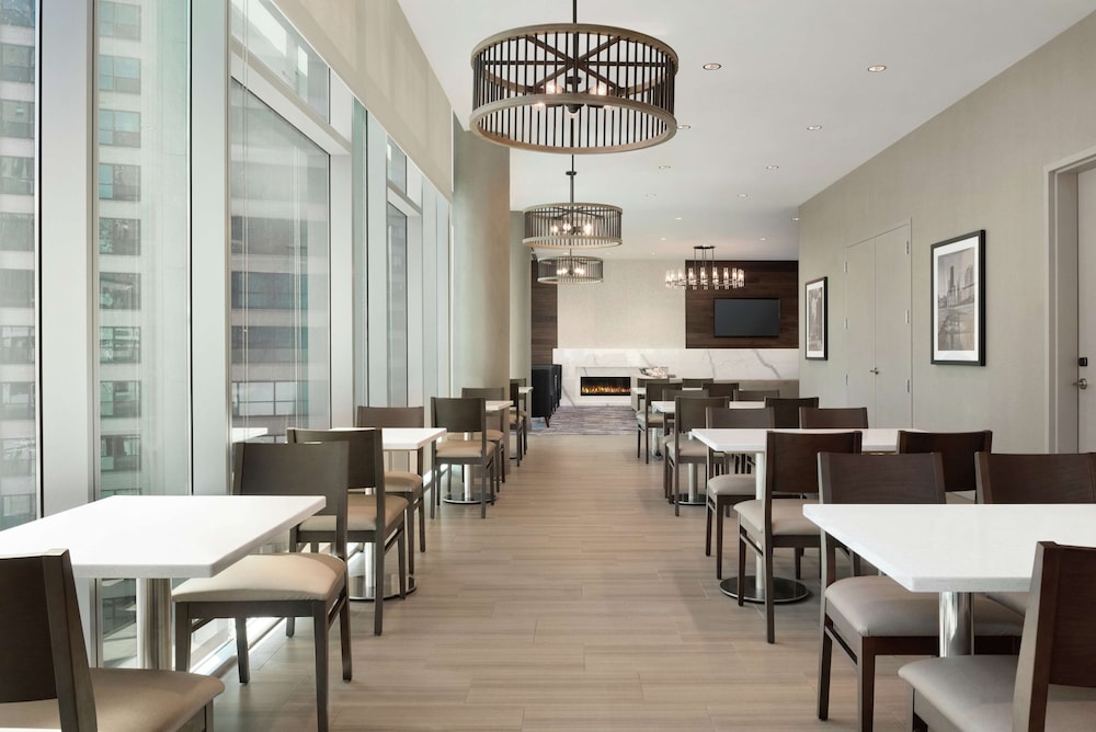 Homewood Suites by Hilton Chicago Downtown South Loop 42/49