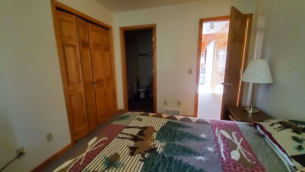 Jasper Ridge Inn Ishpeming 13/75