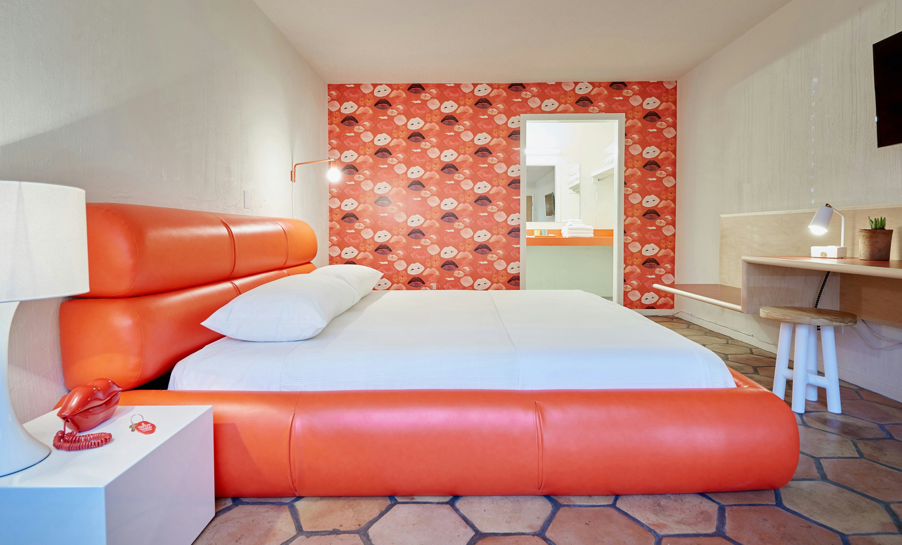 Austin Motel 25/66