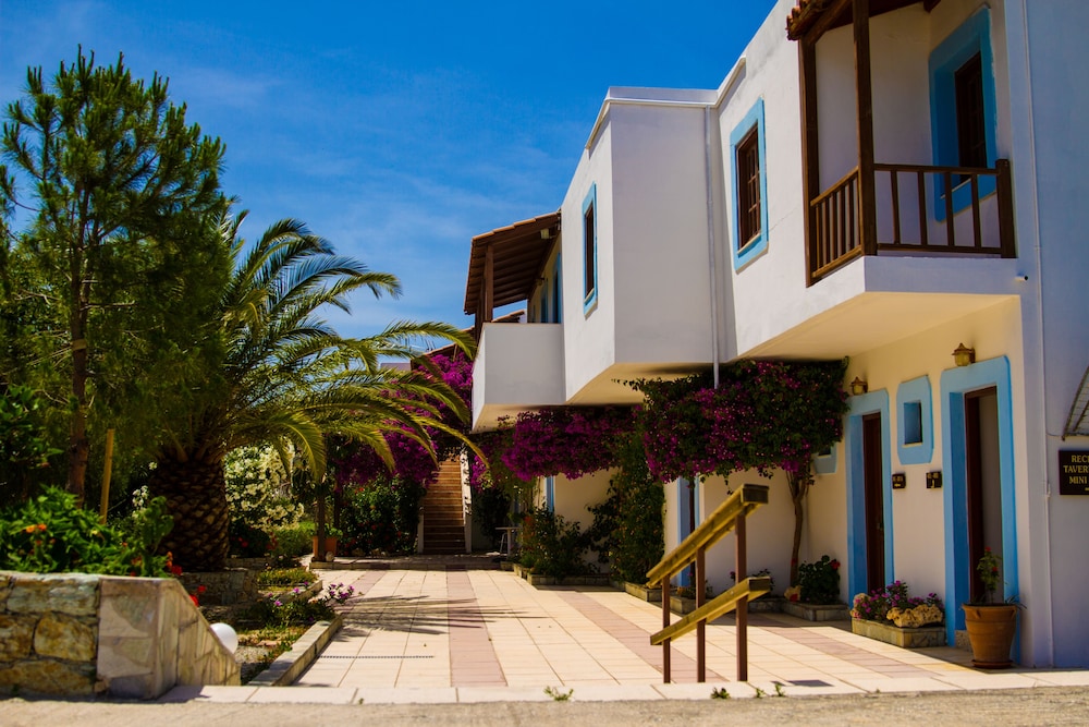 Spiros Soula Hotel 78/84