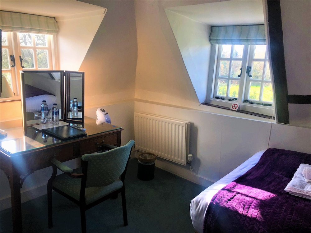 Hook House Hotel 37/49