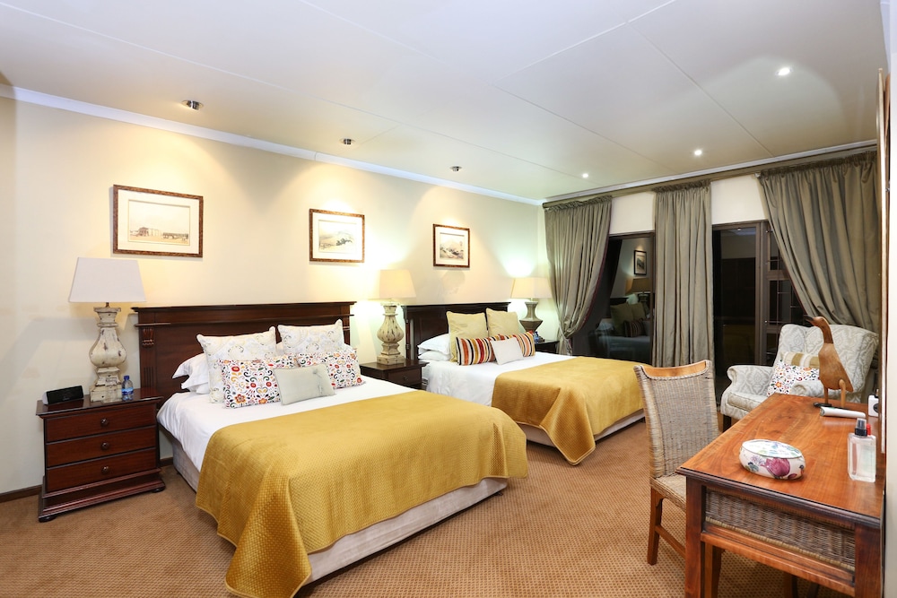 LUXURY, SUITE, 2 QUEEN BEDS, VALLEY VIEW, PRIVATE BATHROOM