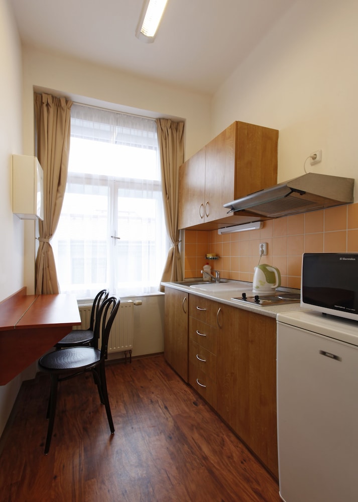 Anyday Apartments 54/83