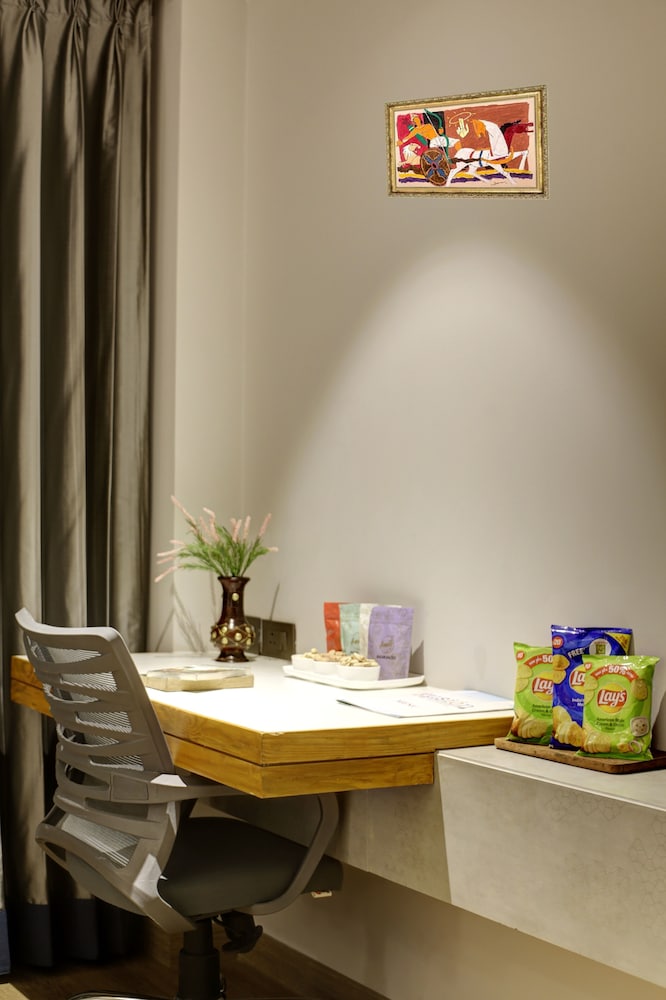 East Park Inn 32/50