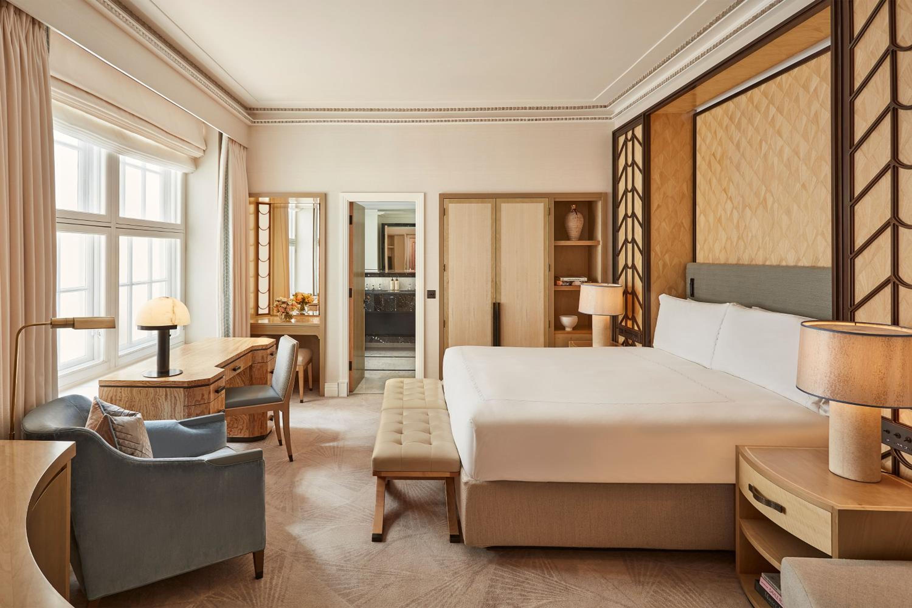 Mayfair, King Bed