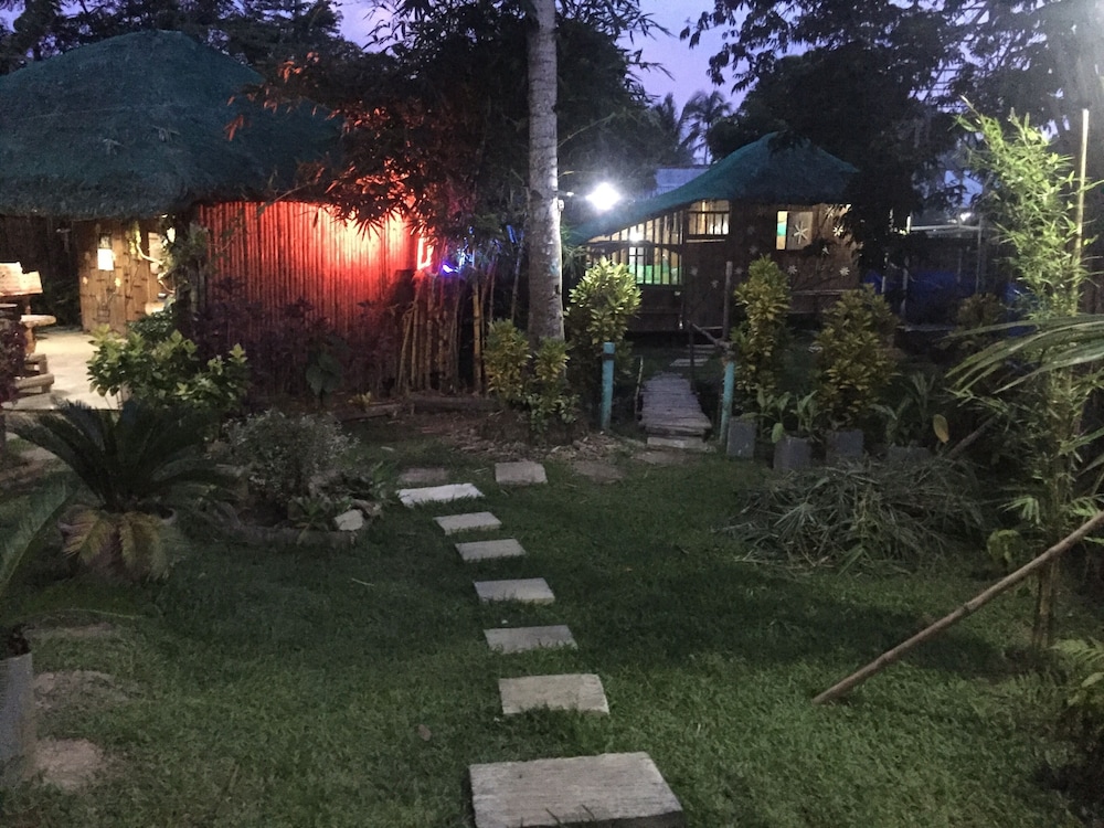 Coco Garden Villas 36/40