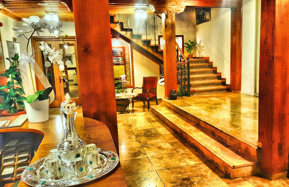 Bosnali Hotel 59/75