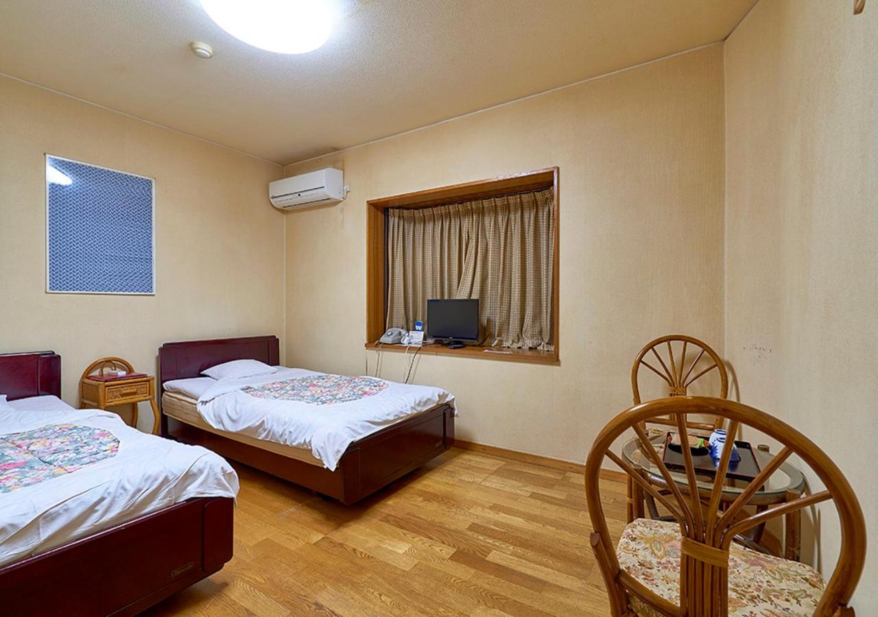 Shinwaka Lodge 8/51