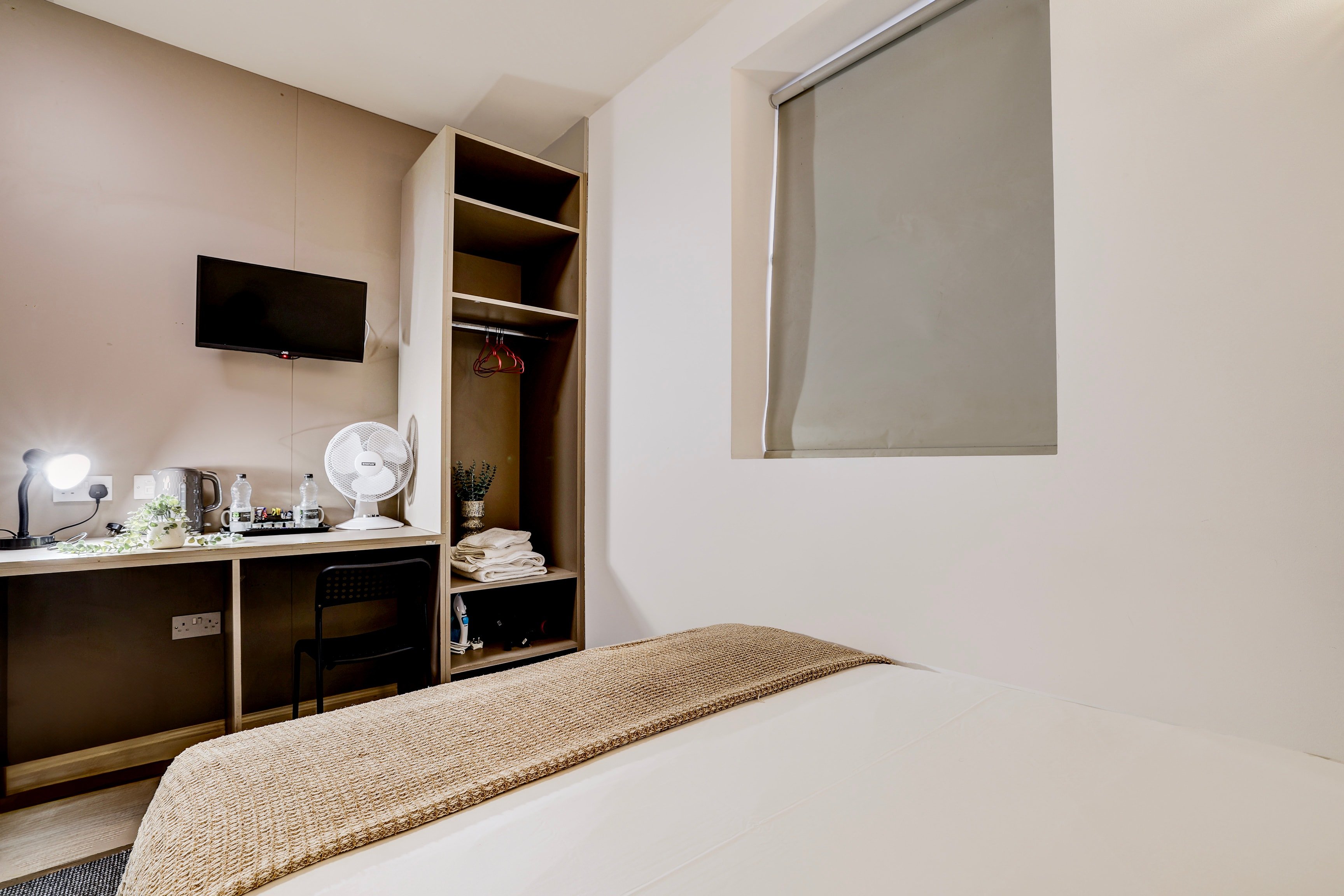 Belvilla Ilford Station Hotel, 4 min from Elizabeth line 28/46