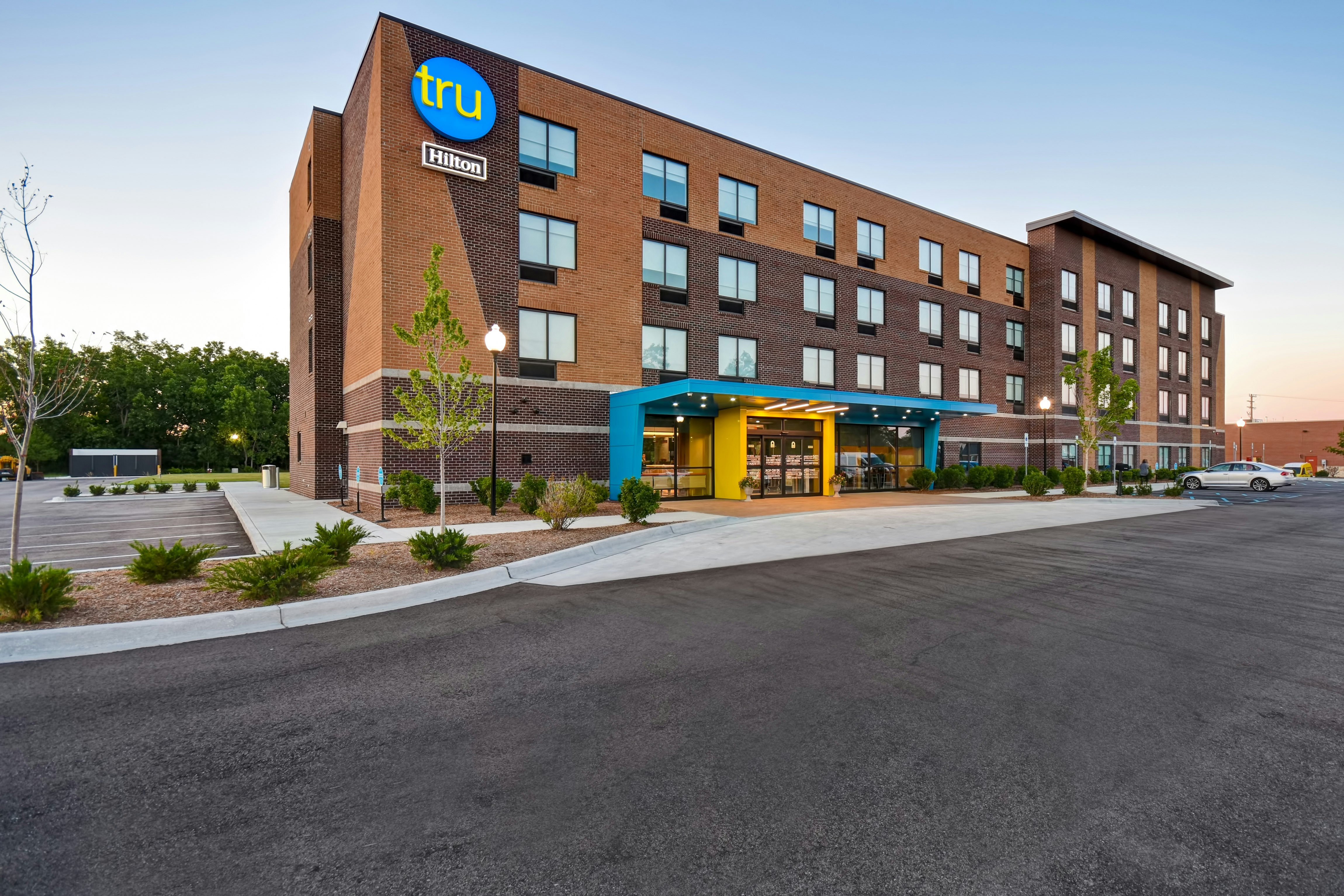 Tru by Hilton Sterling Heights Detroit 38/41