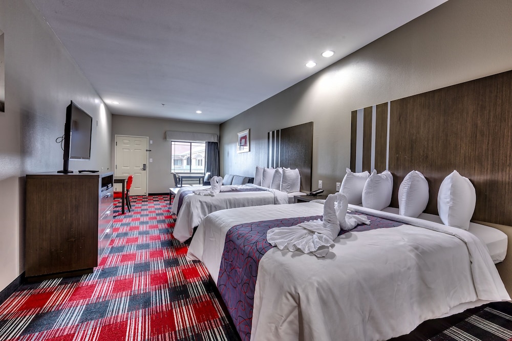 Americas Best Value Inn and Suites IAH Airport North 12/30