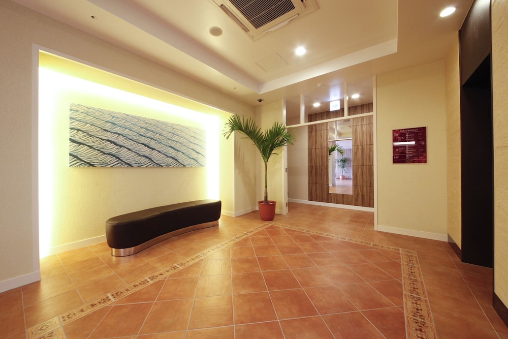 Vessel Hotel Campana Okinawa 6/69
