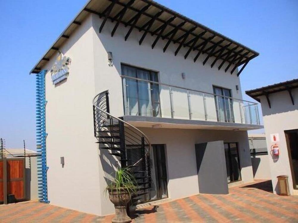 Thavhani boutique hotel 3/17