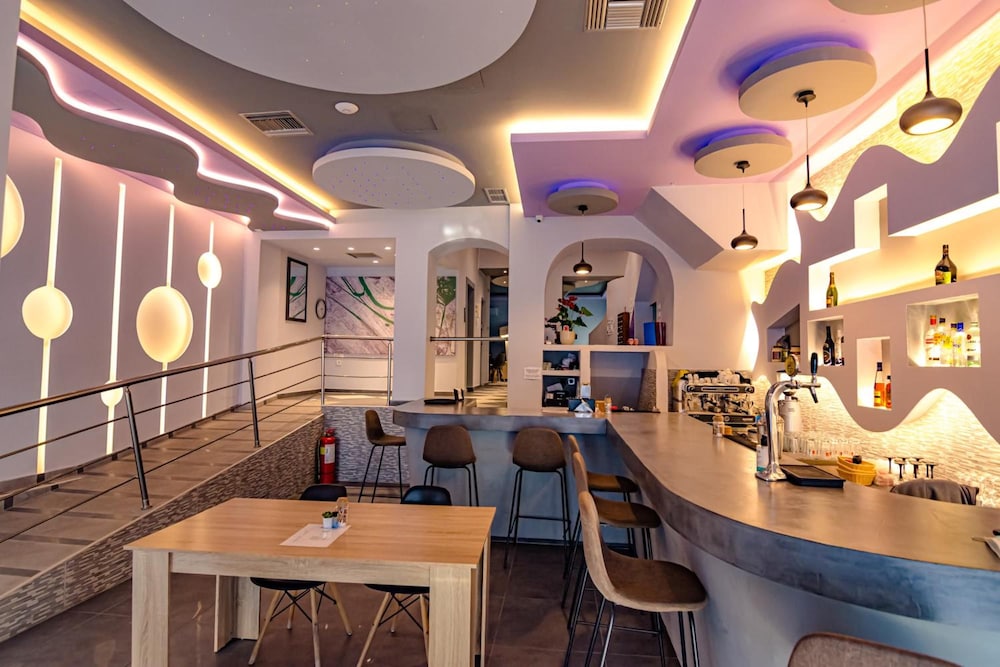 Nep Center Hotel 31/47